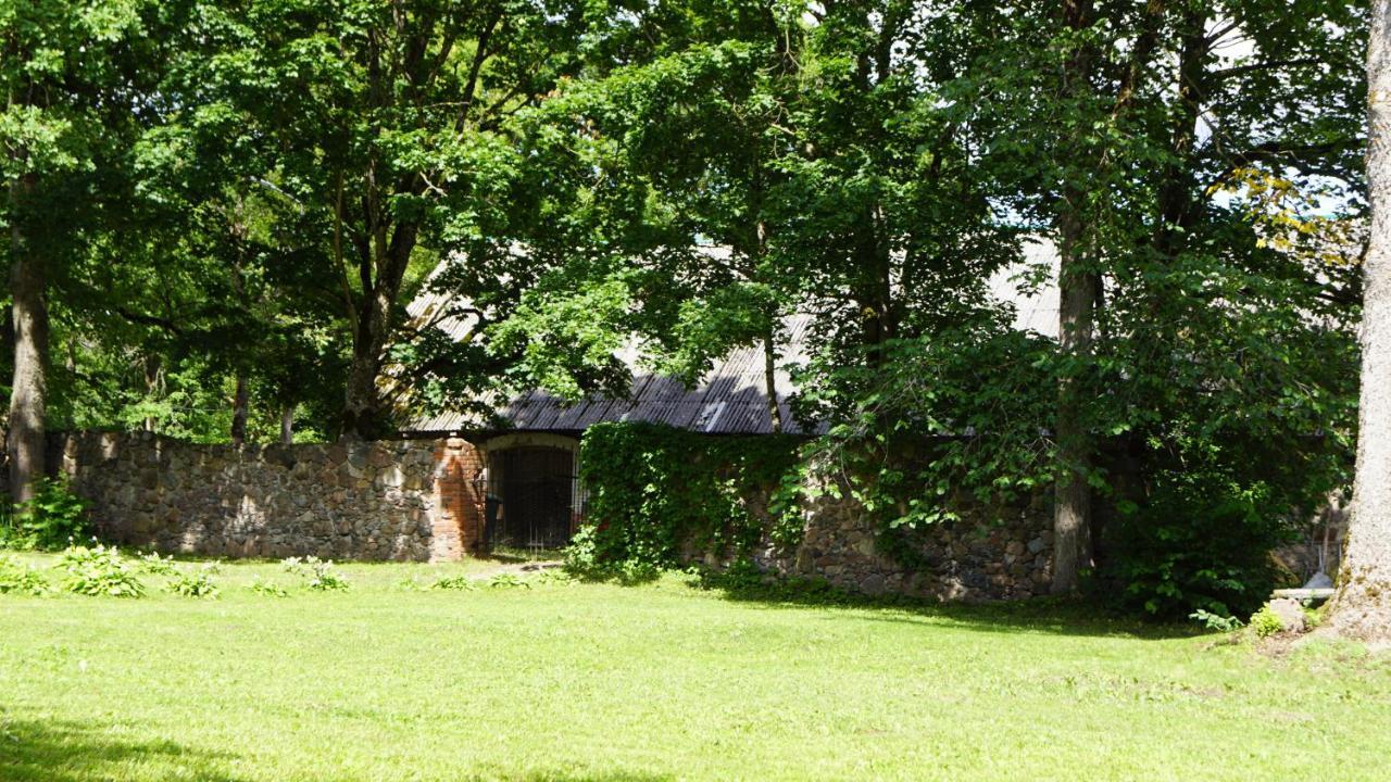 Nyx & Iris Guest House Zasa Exterior photo